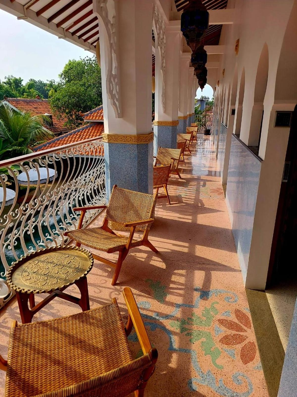 Blue Garden Boutique Hotel เจอปารา ภายนอก รูปภาพ