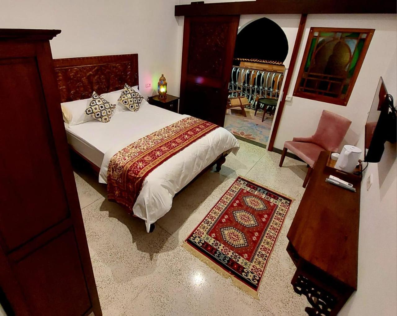 Blue Garden Boutique Hotel เจอปารา ภายนอก รูปภาพ